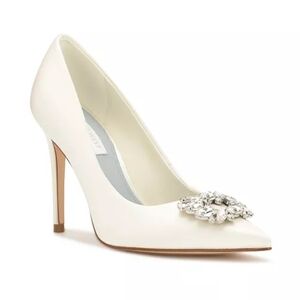 NWB Nine West Fana Bridal Pointy Toe Embellished Dress Pumps Ivory Size 11‎